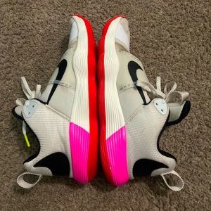 NIKE REACT HYPERSET SE - WHITE/BLACK/BRIGHT CRIMSON VOLLEYBALL SHOES